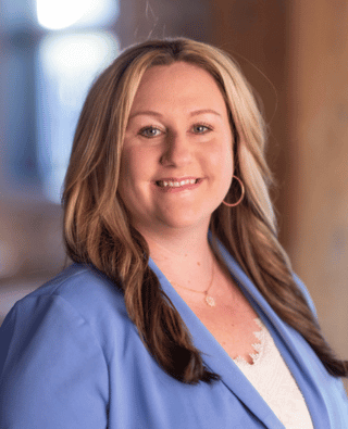Kelli Hinton